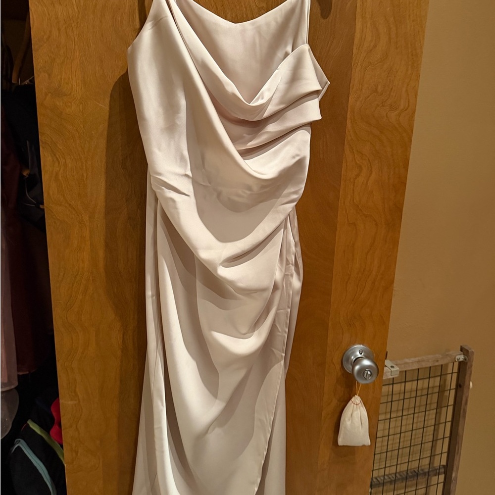 Elegant Cream Draped Women's Dress